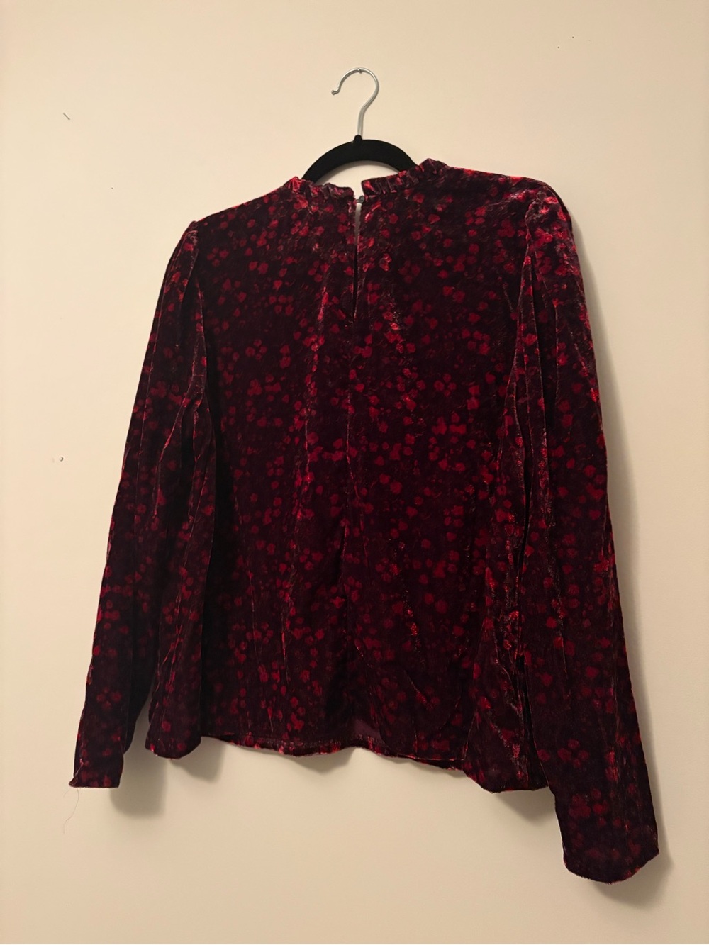 Gap Burgundy Velvet Burnout Floral Ruffle Neck Long Sleeve Top Large - Picture 5 of 9